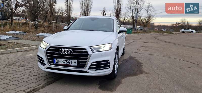 Внедорожник / Кроссовер Audi Q5 2019 в Николаеве