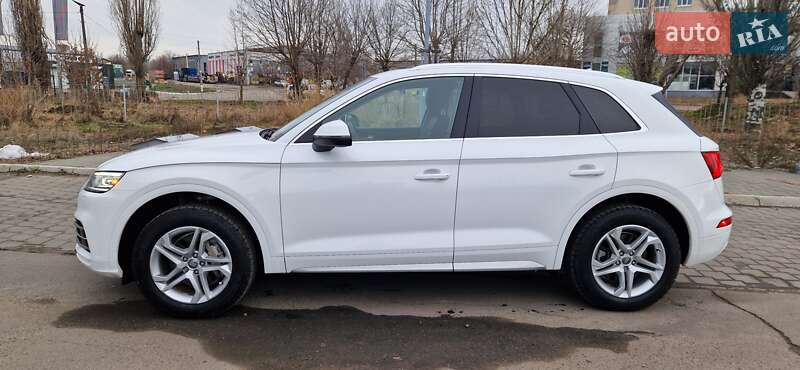Внедорожник / Кроссовер Audi Q5 2019 в Николаеве