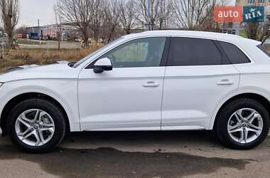 Внедорожник / Кроссовер Audi Q5 2019 в 