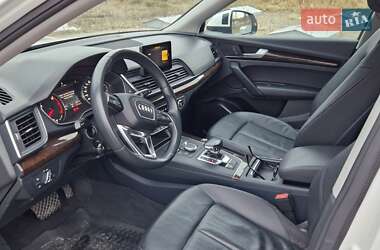 Внедорожник / Кроссовер Audi Q5 2019 в 