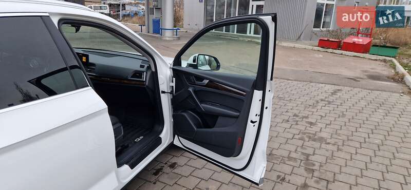 Внедорожник / Кроссовер Audi Q5 2019 в Николаеве