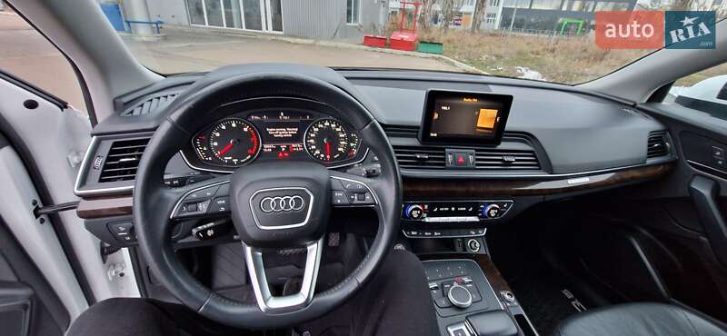 Внедорожник / Кроссовер Audi Q5 2019 в Николаеве