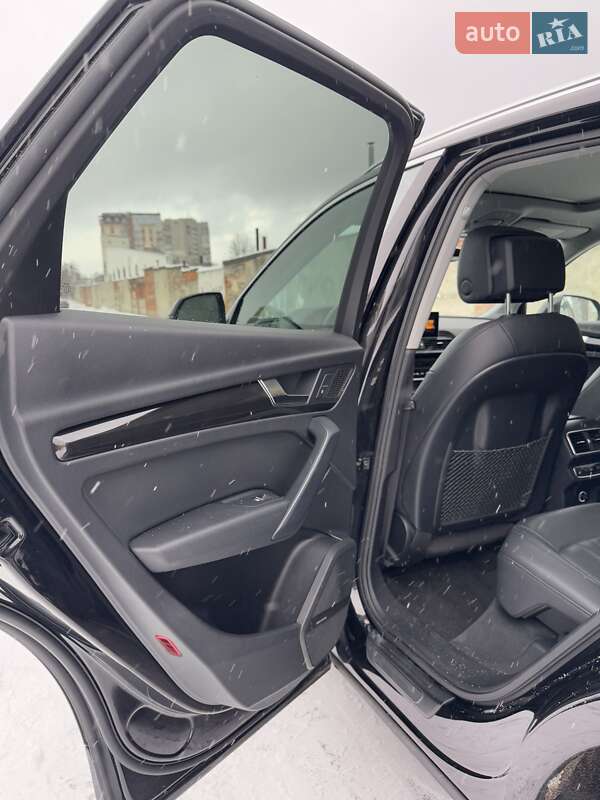 Внедорожник / Кроссовер Audi Q5 2018 в Львове