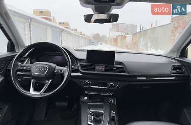Внедорожник / Кроссовер Audi Q5 2018 в 