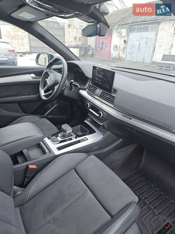 Внедорожник / Кроссовер Audi Q5 2021 в Виннице