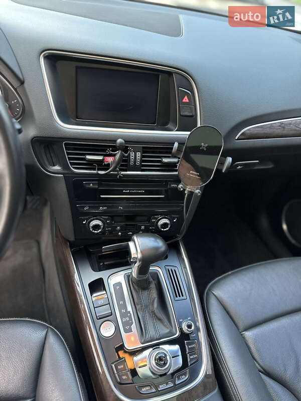 Внедорожник / Кроссовер Audi Q5 2013 в Киеве