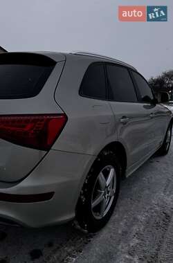 Внедорожник / Кроссовер Audi Q5 2012 в 