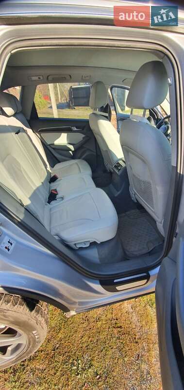 Внедорожник / Кроссовер Audi Q5 2014 в Полтаве
