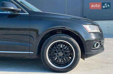Внедорожник / Кроссовер Audi Q5 2015 в 