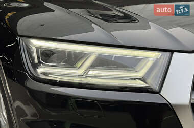 Внедорожник / Кроссовер Audi Q5 2019 в 
