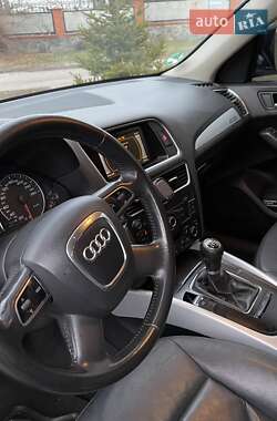 Внедорожник / Кроссовер Audi Q5 2009 в 