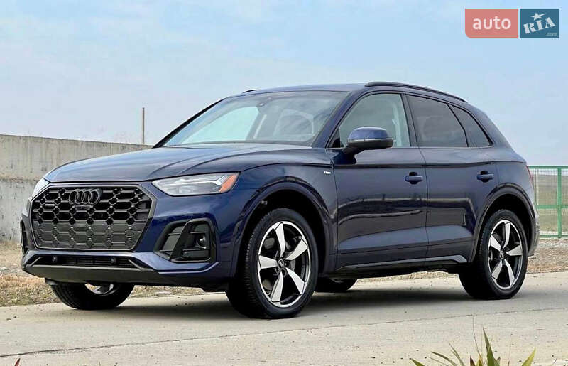 Внедорожник / Кроссовер Audi Q5 2022 в Киеве