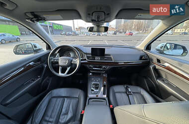 Внедорожник / Кроссовер Audi Q5 2020 в 