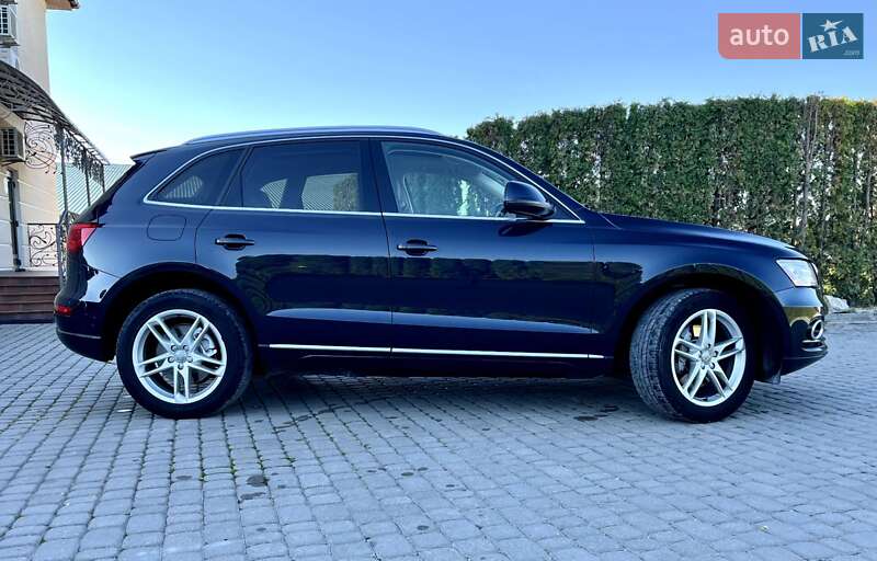 Внедорожник / Кроссовер Audi Q5 2013 в Дунаевцах