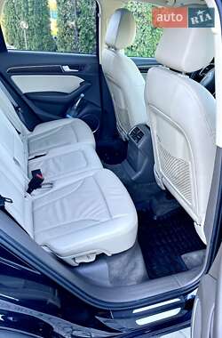 Позашляховик / Кросовер Audi Q5 2013 в 