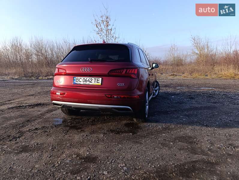 Внедорожник / Кроссовер Audi Q5 2018 в Новом Ярычеве