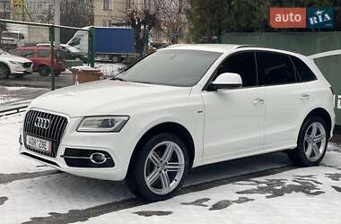 Позашляховик / Кросовер Audi Q5 2016 в Чернівцях