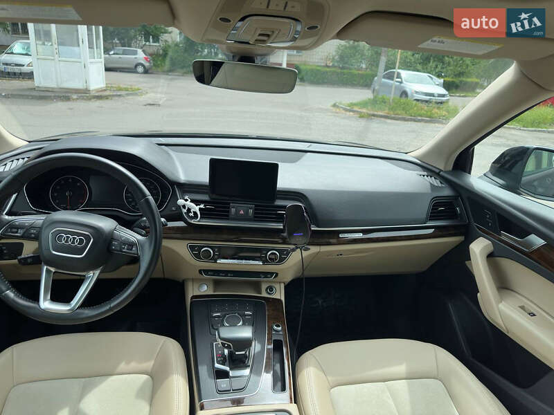 Внедорожник / Кроссовер Audi Q5 2017 в Львове фото 13 Внедорожник / Кроссовер Audi Q5 2017 в Львове