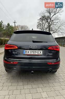Позашляховик / Кросовер Audi Q5 2015 в 