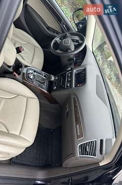 Позашляховик / Кросовер Audi Q5 2015 в 