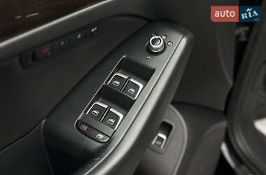 Позашляховик / Кросовер Audi Q5 2013 в 