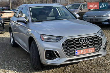 Внедорожник / Кроссовер Audi Q5 2022 в 
