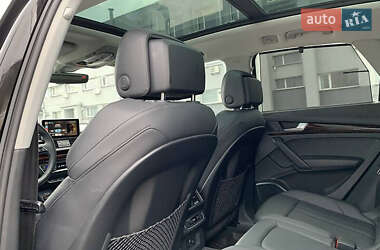 Позашляховик / Кросовер Audi Q5 2017 в 