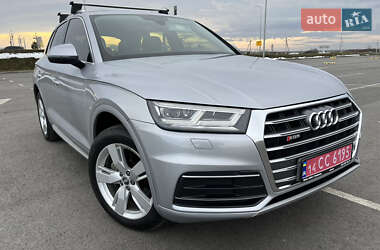 Позашляховик / Кросовер Audi Q5 2019 в Львові