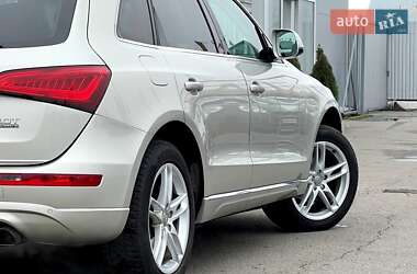 Позашляховик / Кросовер Audi Q5 2017 в 