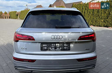 Внедорожник / Кроссовер Audi Q5 2020 в 