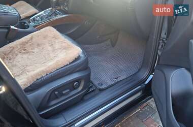 Внедорожник / Кроссовер Audi Q5 2012 в 