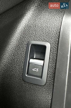 Внедорожник / Кроссовер Audi Q5 2021 в 