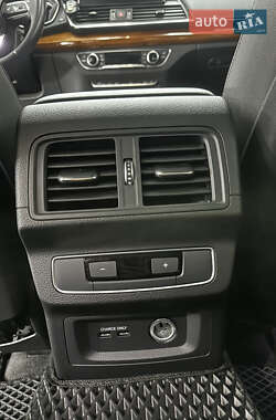 Внедорожник / Кроссовер Audi Q5 2021 в 