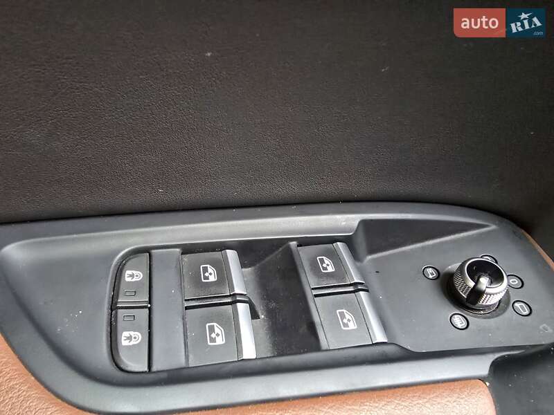 Внедорожник / Кроссовер Audi Q5 2021 в Ужгороде