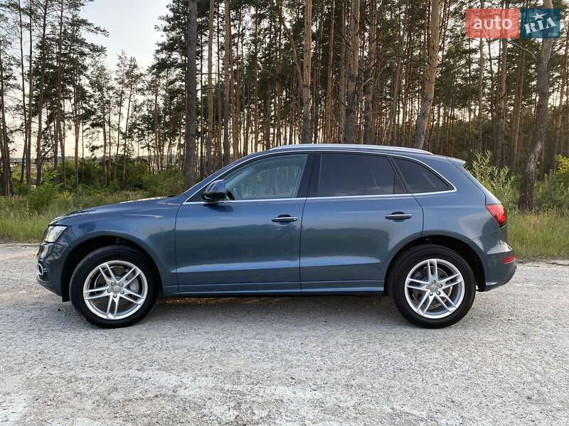 Внедорожник / Кроссовер Audi Q5 2015 в Киеве