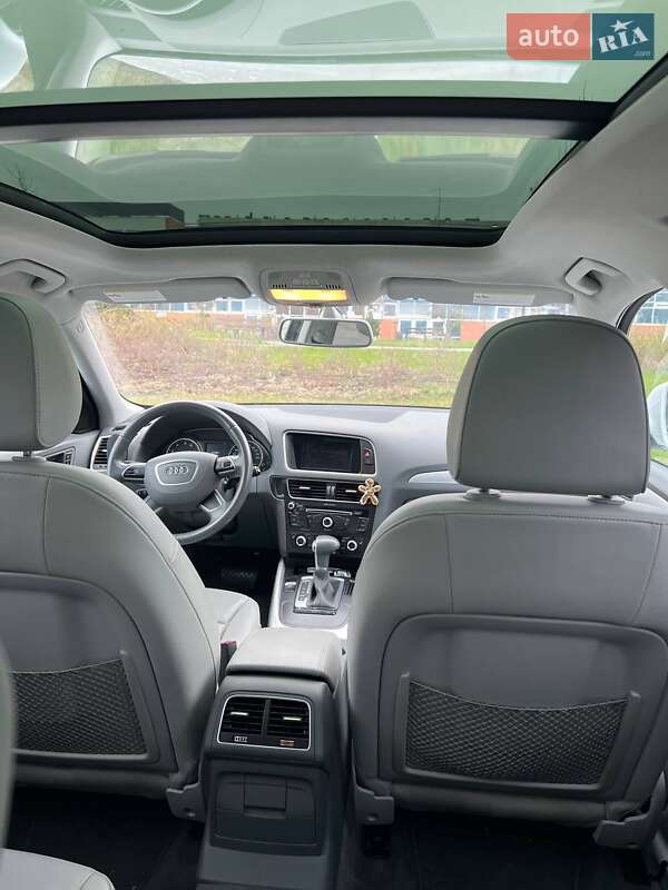 Внедорожник / Кроссовер Audi Q5 2016 в Львове