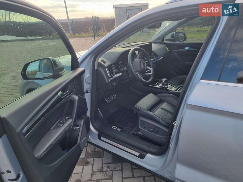 Внедорожник / Кроссовер Audi Q5 2020 в Харькове