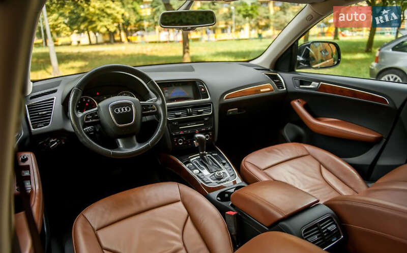 Позашляховик / Кросовер Audi Q5 2008 в Львові