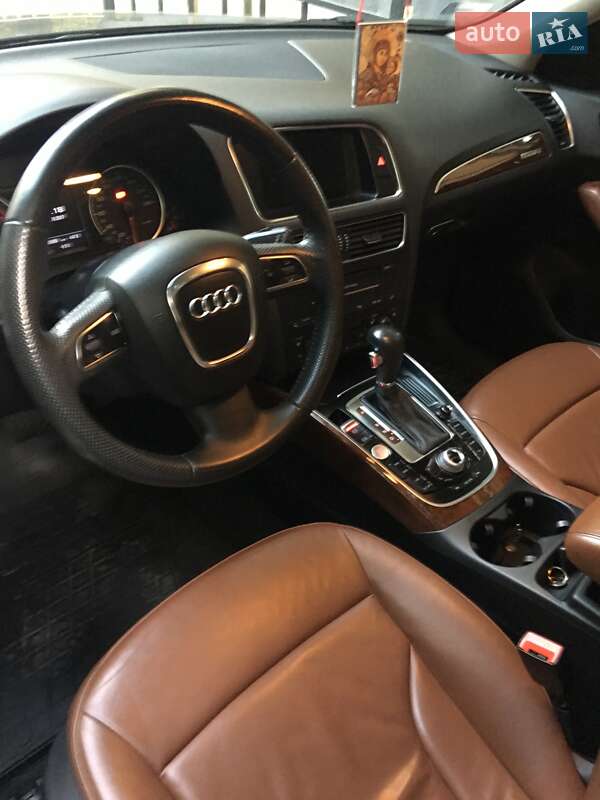 Позашляховик / Кросовер Audi Q5 2008 в Львові