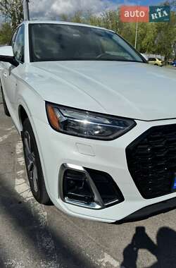 Внедорожник / Кроссовер Audi Q5 2022 в Днепре