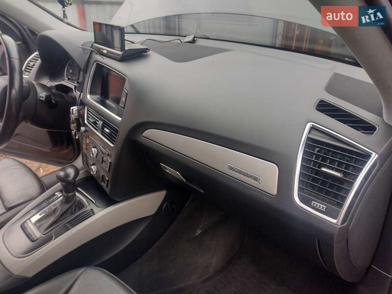 Позашляховик / Кросовер Audi Q5 2012 в Житомирі фото 31 Позашляховик / Кросовер Audi Q5 2012 в Житомирі