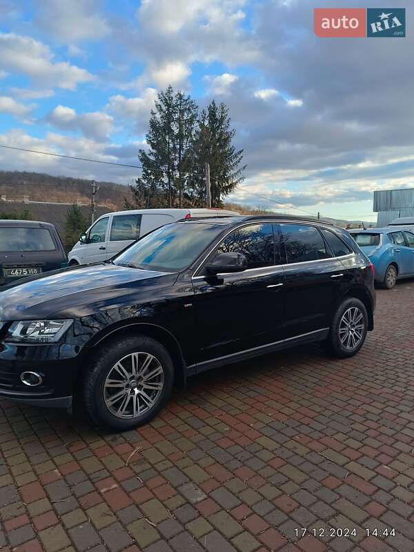 Позашляховик / Кросовер Audi Q5 2014 в Чернівцях