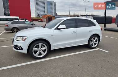 Внедорожник / Кроссовер Audi Q5 2015 в 