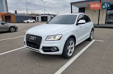 Внедорожник / Кроссовер Audi Q5 2015 в 