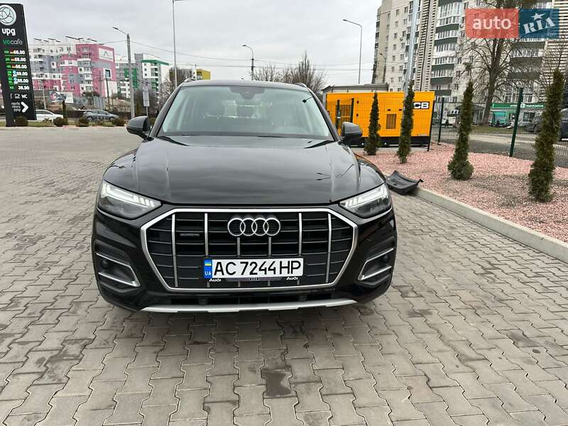 Внедорожник / Кроссовер Audi Q5 2021 в Луцке