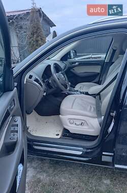 Позашляховик / Кросовер Audi Q5 2012 в Дубровиці