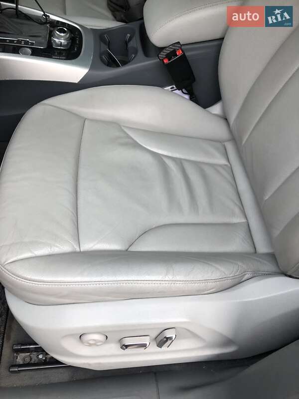 Внедорожник / Кроссовер Audi Q5 2014 в Шептицькому