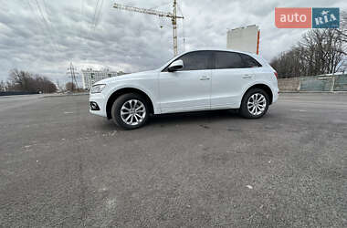 Внедорожник / Кроссовер Audi Q5 2013 в Чернигове