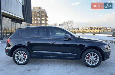 Позашляховик / Кросовер Audi Q5 2010 в Чернівцях