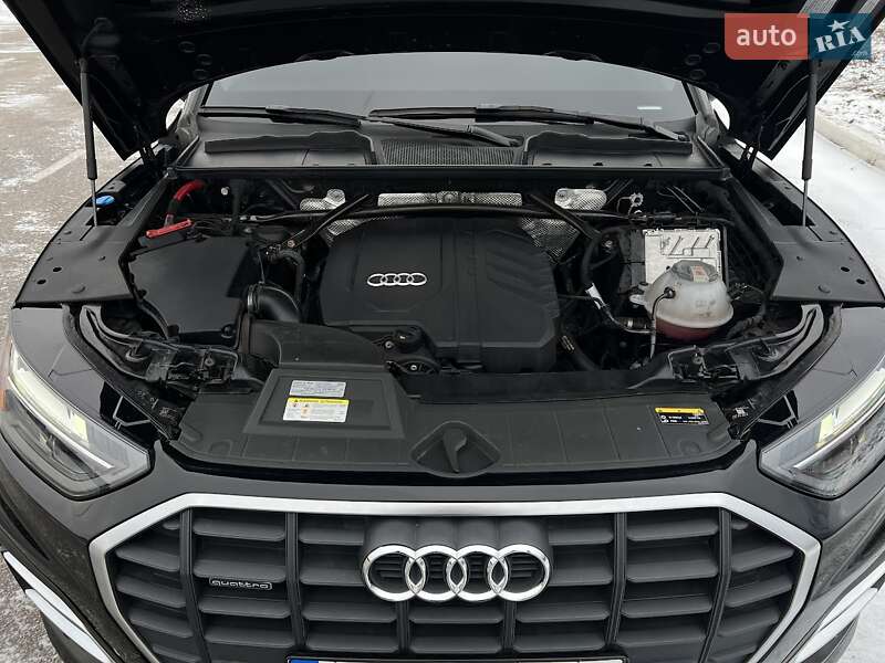 Позашляховик / Кросовер Audi Q5 2021 в Харкові